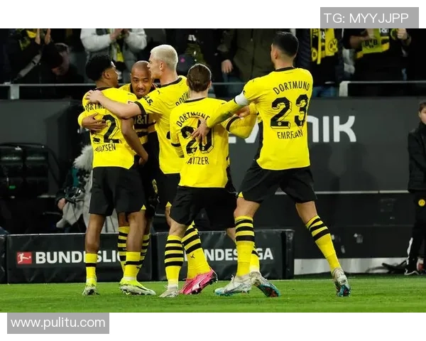 多特蒙德队惊艳德甲赛场,胜利不断刷新纪录 多特蒙德队惊艳德甲赛场,胜利不断刷新纪录